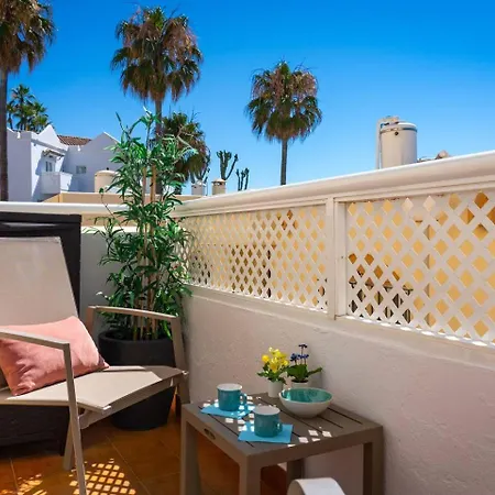 Modern Beachside Flat In Wyndham Costa Del Sol * Málaga
