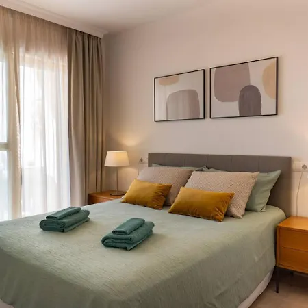 Modern Beachside Flat In Wyndham Costa Del Sol