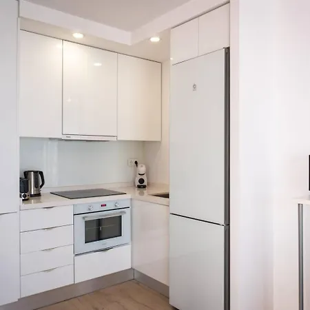 Modern Beachside Flat In Wyndham Costa Del Sol * Málaga