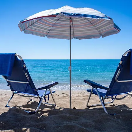 Modern Beachside Flat In Wyndham Costa Del Sol * Málaga