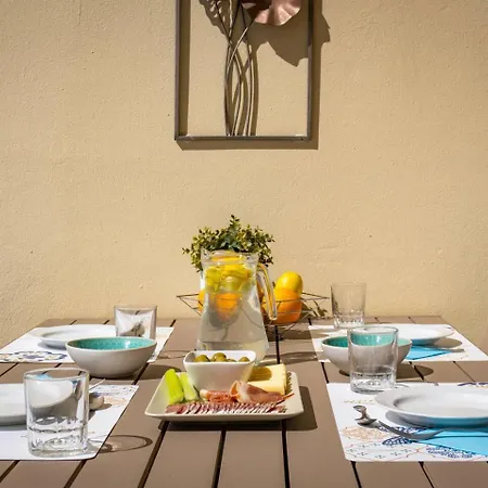Сasa de vacaciones Modern Beachside Flat In Wyndham Costa Del Sol *